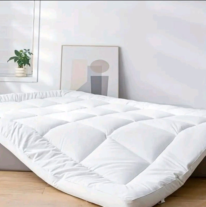 Hotel Quality Mattress Topper 4INCH / 10CM Microfiber Single Double Super King