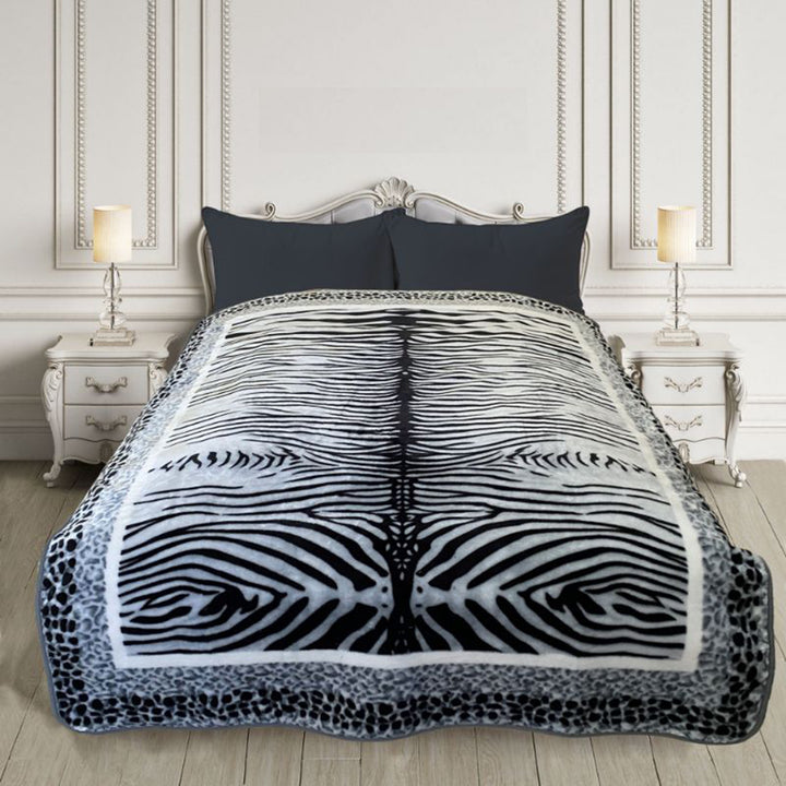 lightweight throw